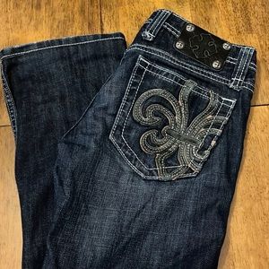 EUC Miss Me jeans - fleur de lis design